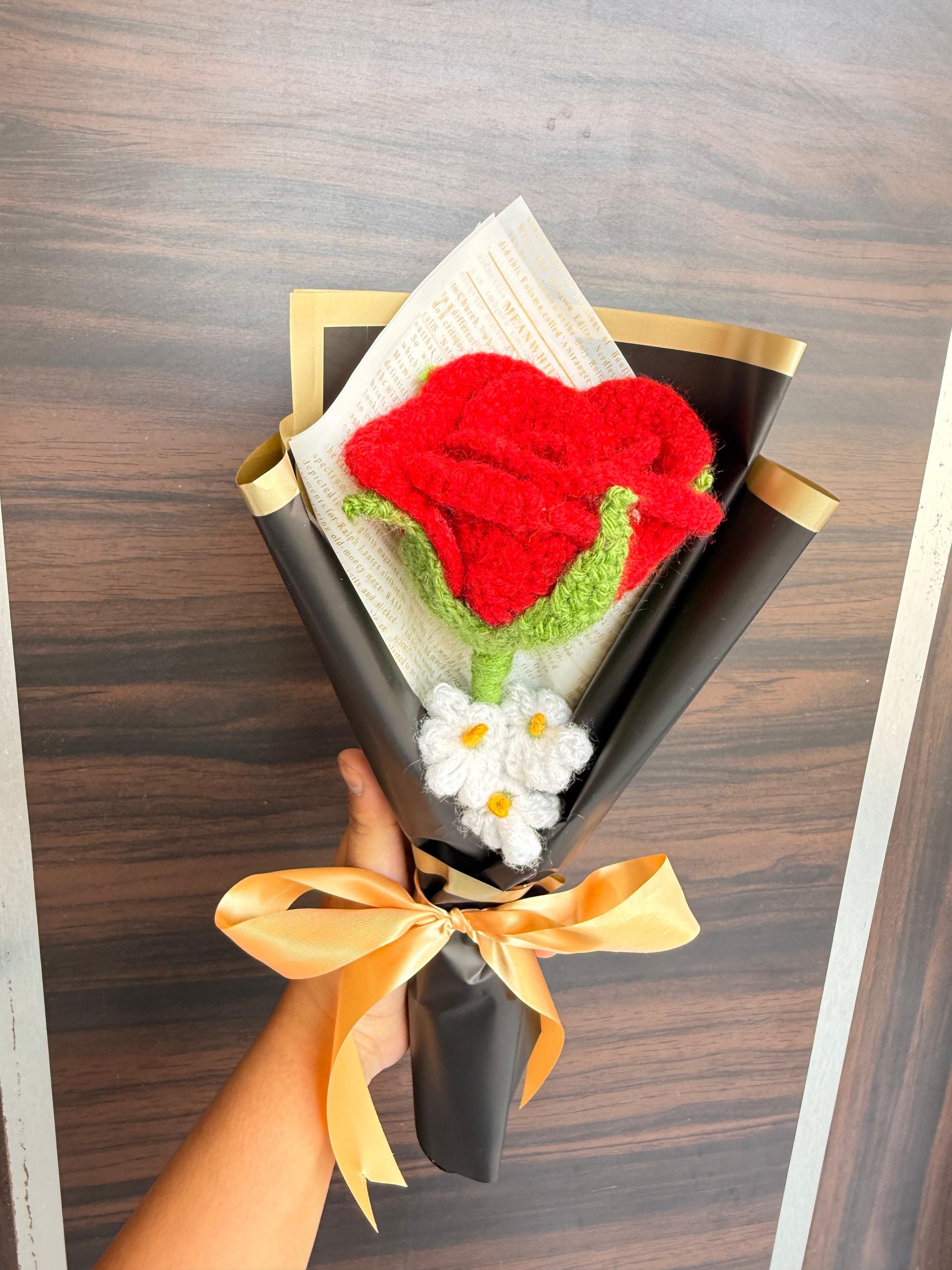 Jumbo Rose with Baby Breaths