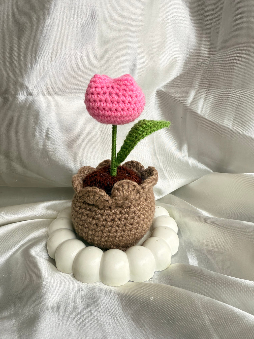 Crochet Tulip pot